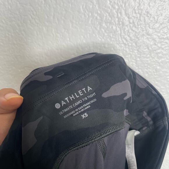 Athleta Womens Leggings Size XS Gay Ultimate Camo 7/8 Tight Camouflage Pattern - Picture 3 of 16